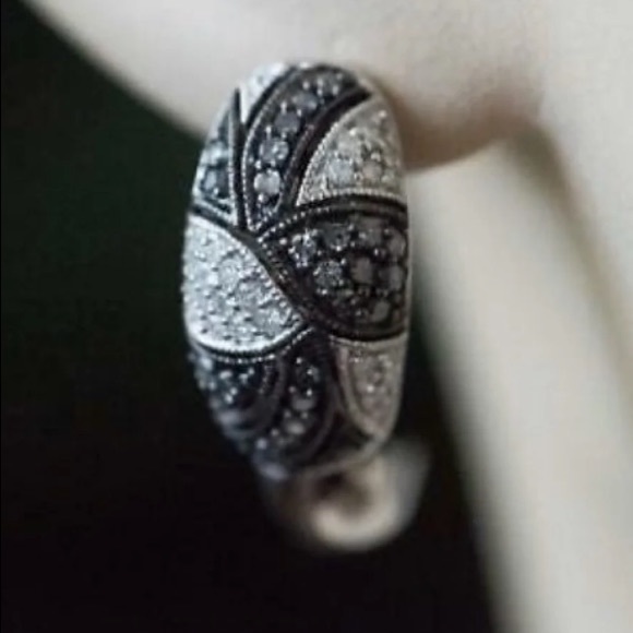 NWOT 1.00 CTW GENUINE DIAMOND SEMI HOOP EARRINGS - Picture 12 of 15